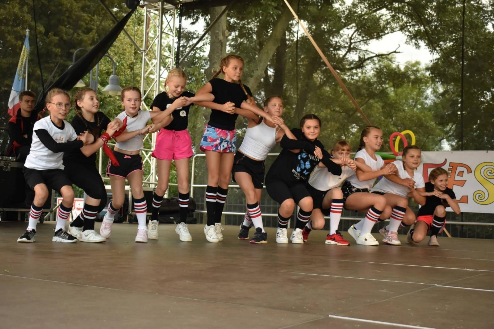 Zdjęcie w galerii na portalu naszraciborz.pl: Zamkowy festyn z MDK-iem wiadomości z regionu