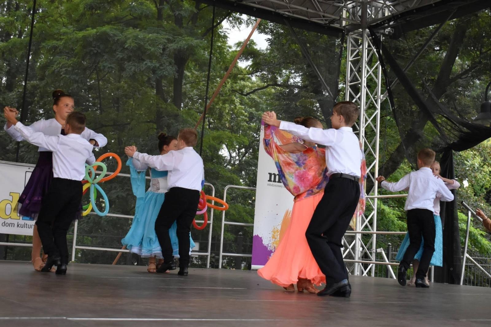 Zdjęcie w galerii na portalu naszraciborz.pl: Zamkowy festyn z MDK-iem wiadomości z regionu