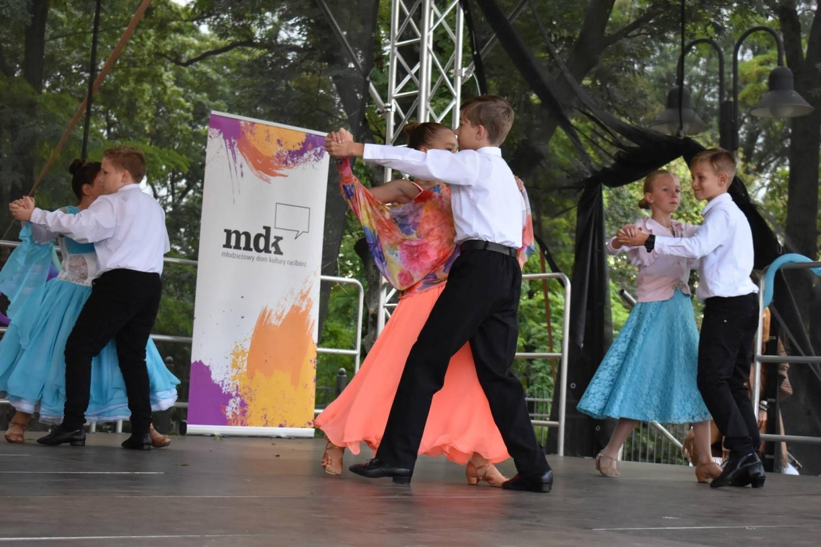 Zdjęcie w galerii na portalu naszraciborz.pl: Zamkowy festyn z MDK-iem wiadomości z regionu