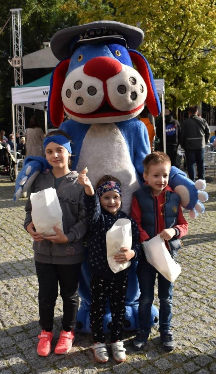 Zdjęcie w galerii na portalu naszraciborz.pl: Zamkowy festyn z MDK-iem wiadomości z regionu