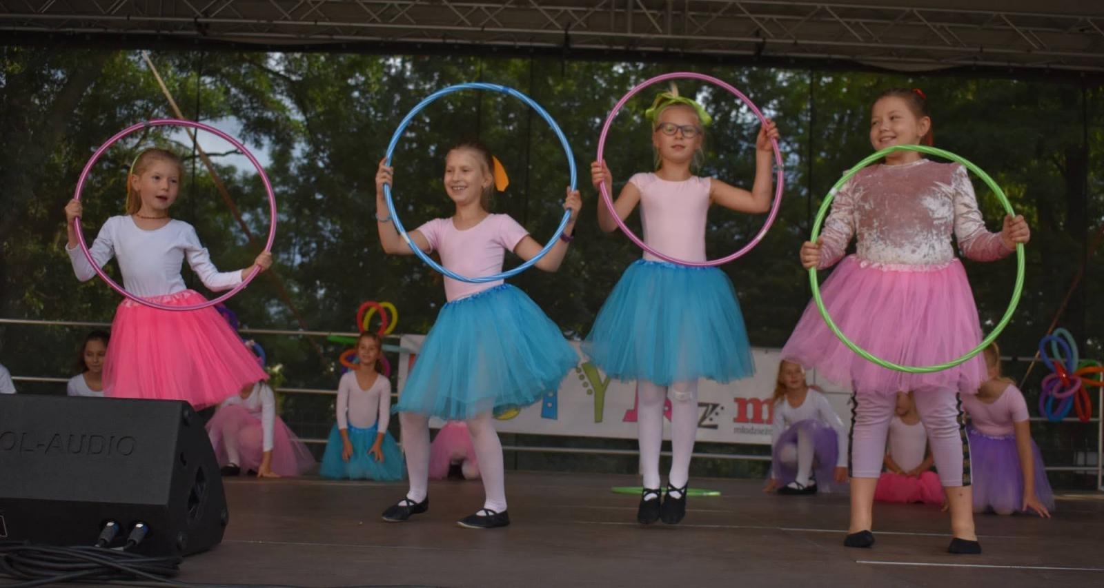 Zdjęcie w galerii na portalu naszraciborz.pl: Zamkowy festyn z MDK-iem wiadomości z regionu