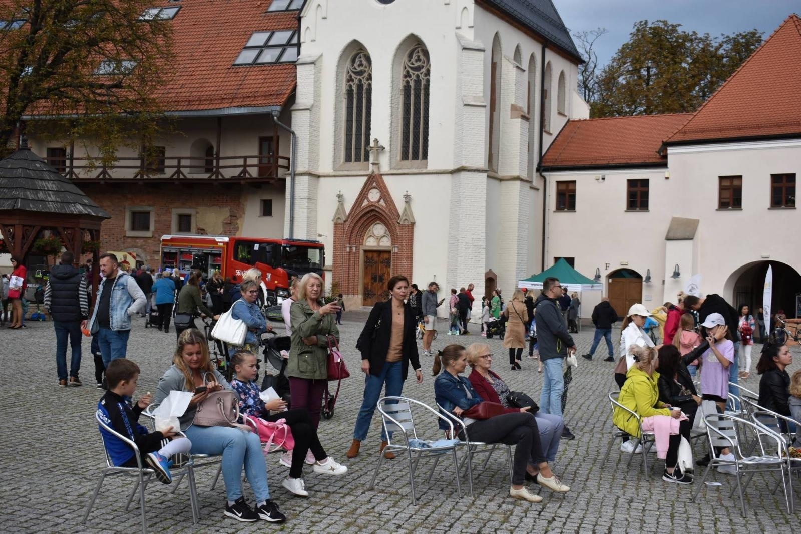 Zdjęcie w galerii na portalu naszraciborz.pl: Zamkowy festyn z MDK-iem wiadomości z regionu