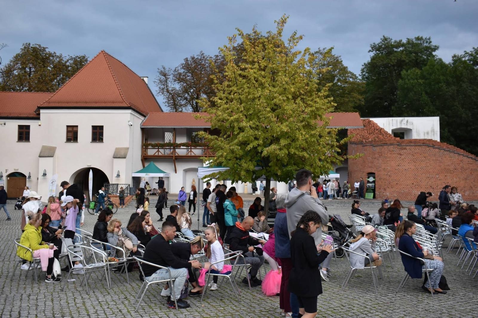 Zdjęcie w galerii na portalu naszraciborz.pl: Zamkowy festyn z MDK-iem wiadomości z regionu