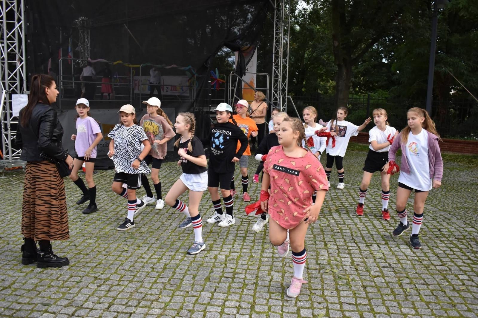 Zdjęcie w galerii na portalu naszraciborz.pl: Zamkowy festyn z MDK-iem wiadomości z regionu