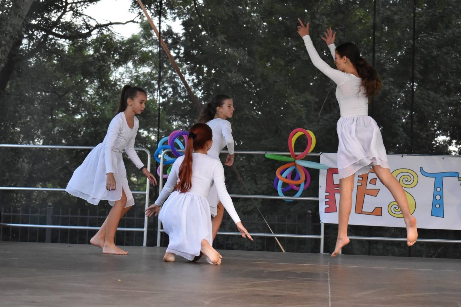 Zdjęcie w galerii na portalu naszraciborz.pl: Zamkowy festyn z MDK-iem wiadomości z regionu