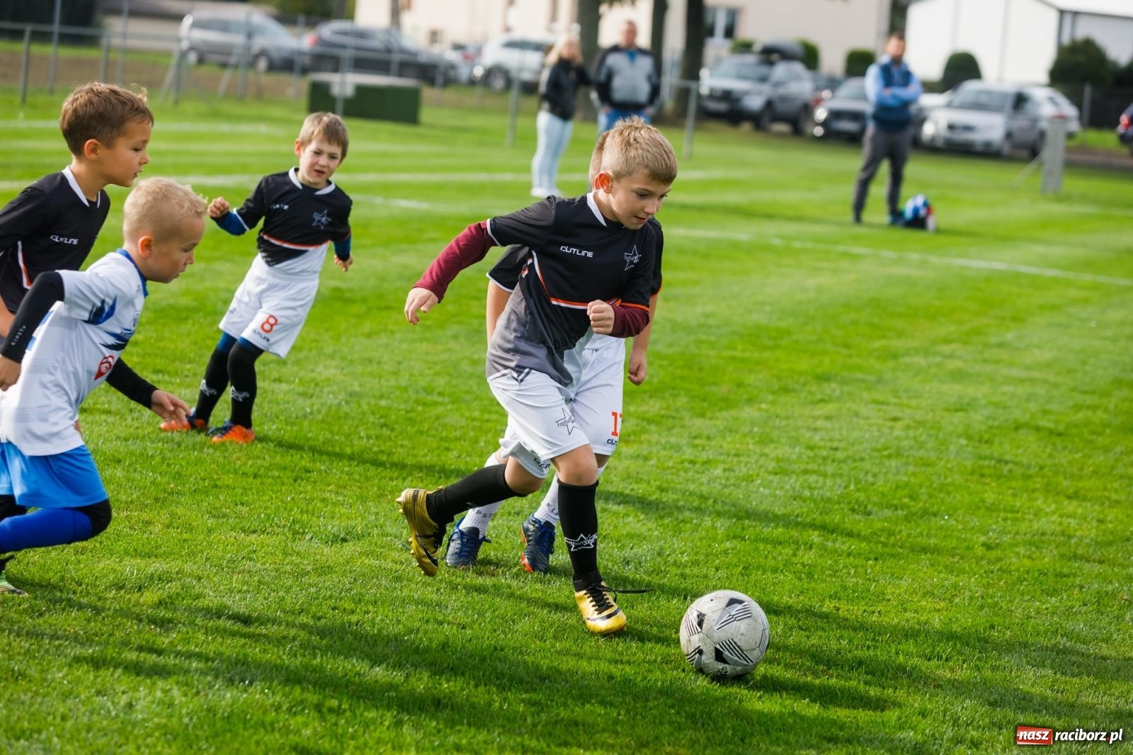Zdjęcie w galerii na portalu naszraciborz.pl: Piłkarska rywalizacja o puchar prezesa Naprzodu Borucin [FOTO] wiadomości z regionu