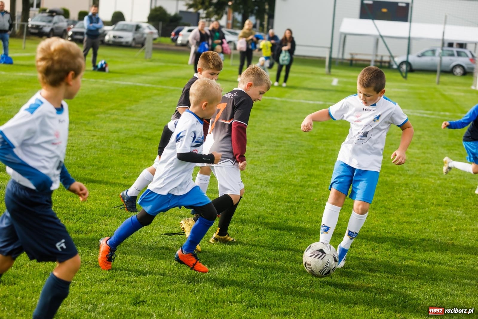 Zdjęcie w galerii na portalu naszraciborz.pl: Piłkarska rywalizacja o puchar prezesa Naprzodu Borucin [FOTO] wiadomości z regionu