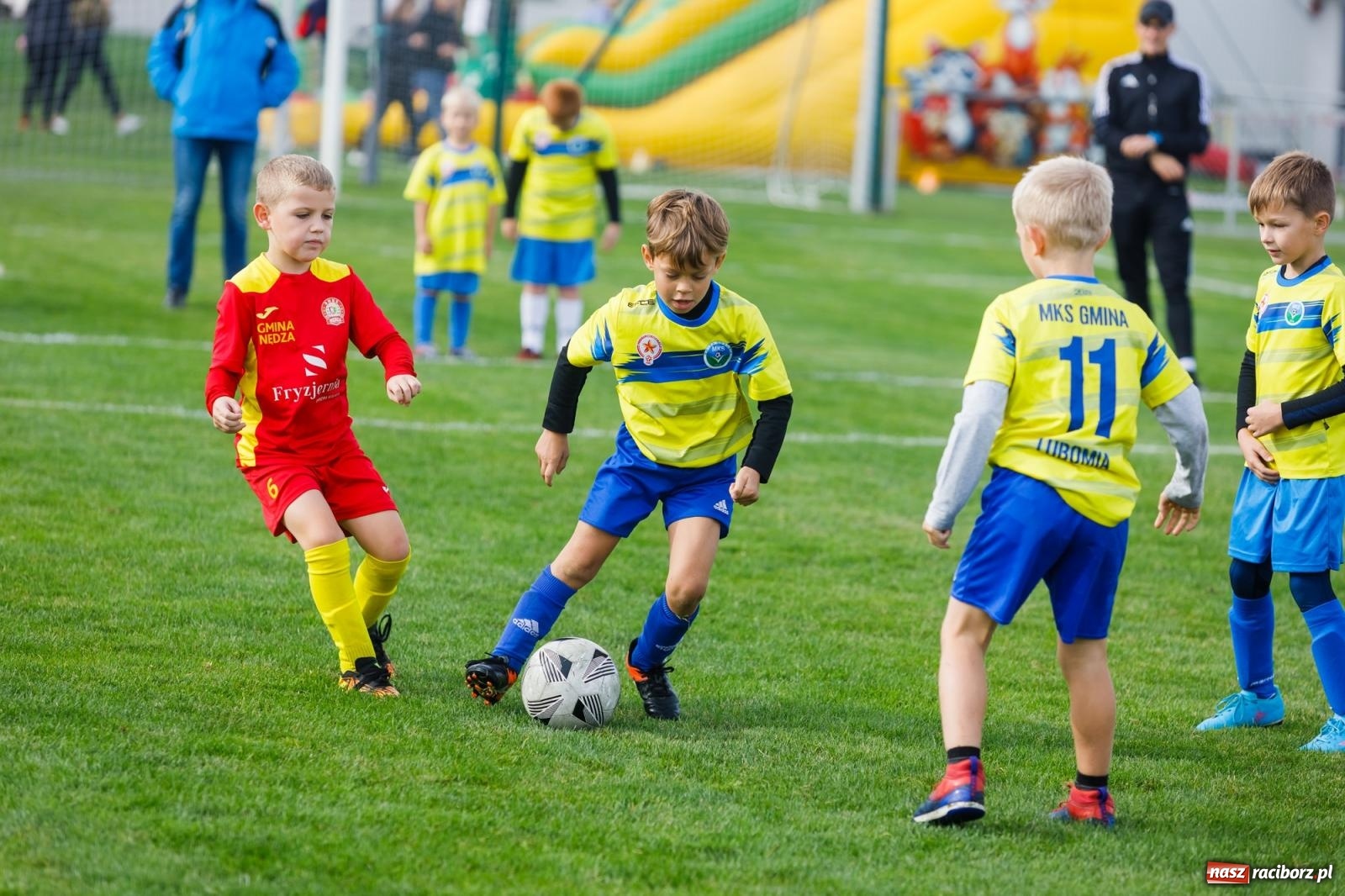 Zdjęcie w galerii na portalu naszraciborz.pl: Piłkarska rywalizacja o puchar prezesa Naprzodu Borucin [FOTO] wiadomości z regionu