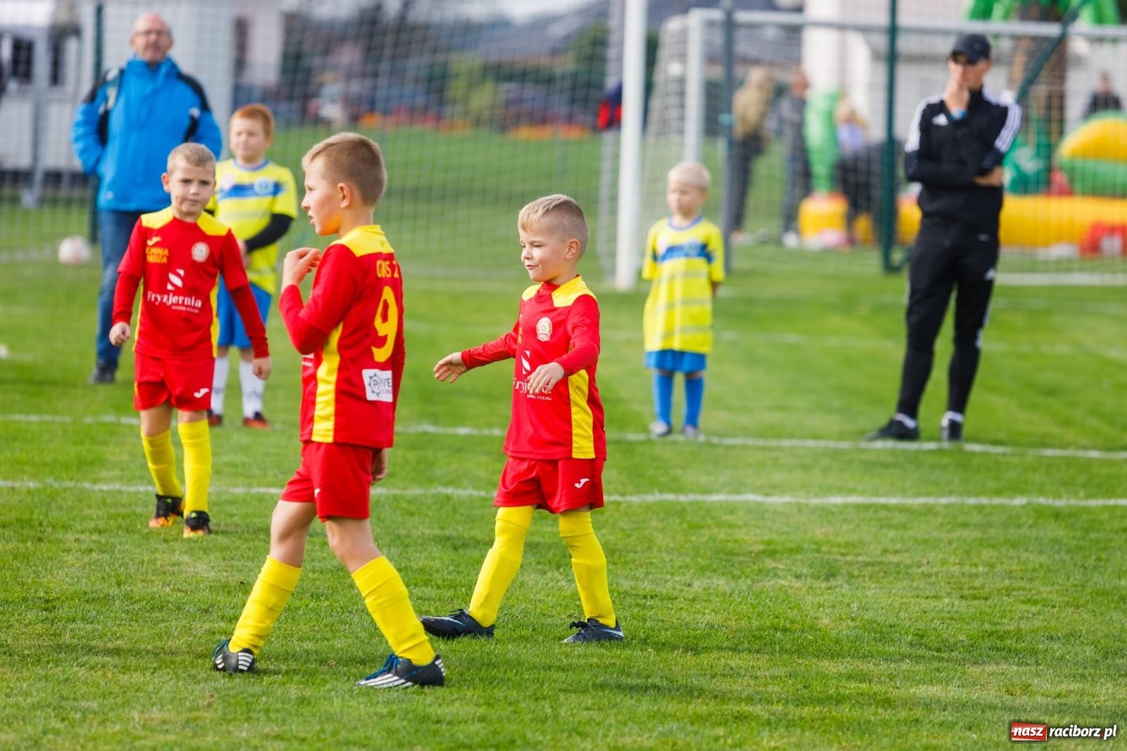 Zdjęcie w galerii na portalu naszraciborz.pl: Piłkarska rywalizacja o puchar prezesa Naprzodu Borucin [FOTO] wiadomości z regionu