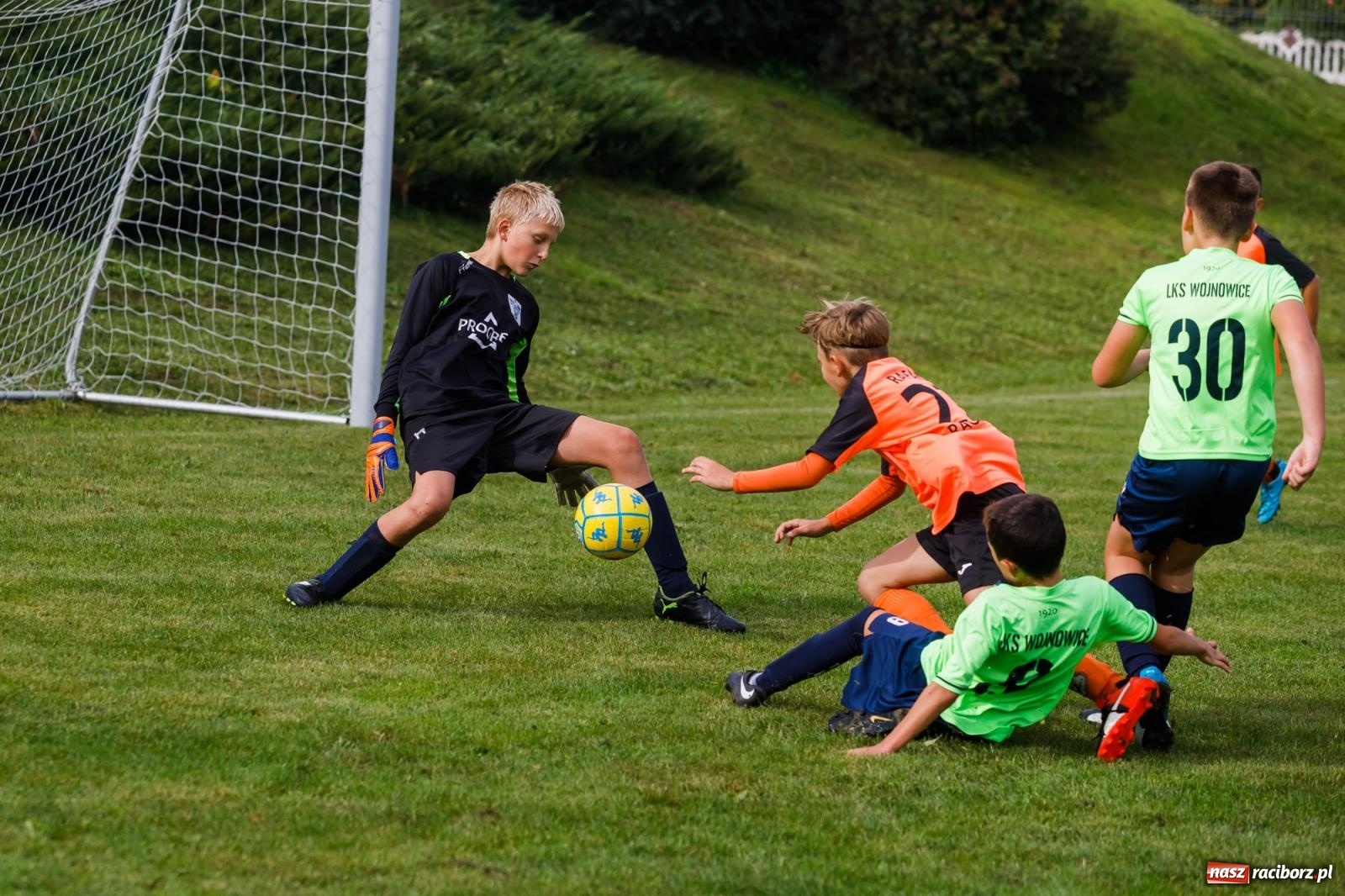 Zdjęcie w galerii na portalu naszraciborz.pl: Pożegnanie lata na sportowo z LKS Ocice [FOTO] wiadomości z regionu