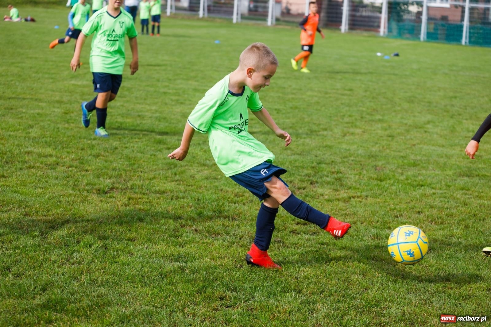 Zdjęcie w galerii na portalu naszraciborz.pl: Pożegnanie lata na sportowo z LKS Ocice [FOTO] wiadomości z regionu
