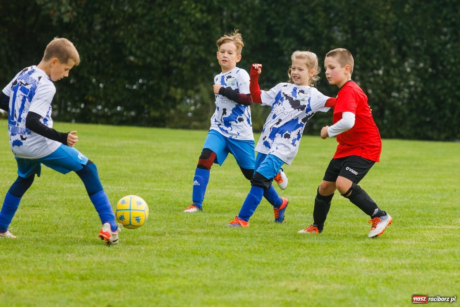 Zdjęcie w galerii na portalu naszraciborz.pl: Pożegnanie lata na sportowo z LKS Ocice [FOTO] wiadomości z regionu