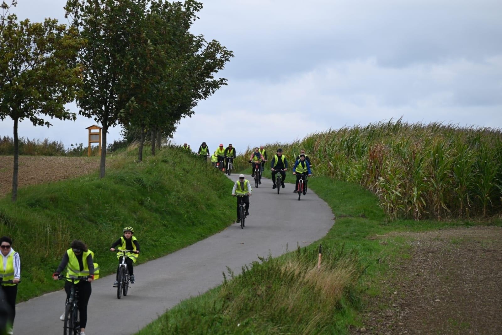 Zdjęcie w galerii na portalu naszraciborz.pl: Rajd rowerowy partnerskich gmin [FOTO i WIDEO] wiadomości z regionu