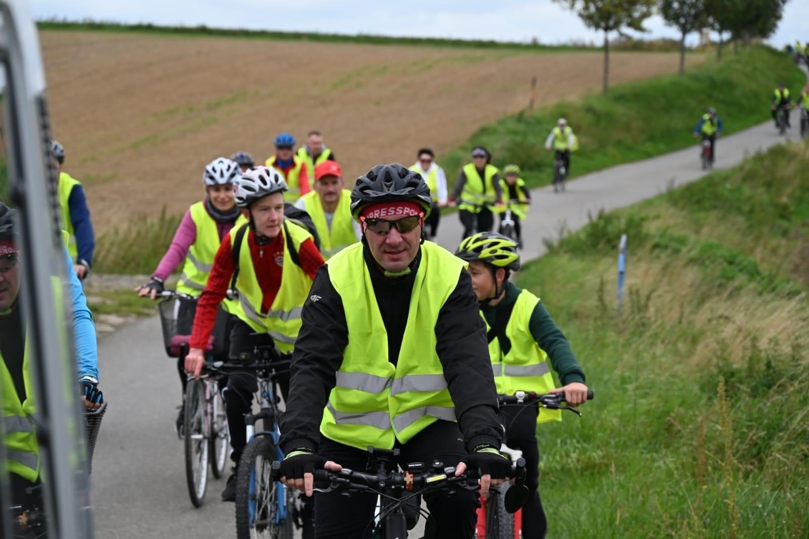 Zdjęcie w galerii na portalu naszraciborz.pl: Rajd rowerowy partnerskich gmin [FOTO i WIDEO] wiadomości z regionu