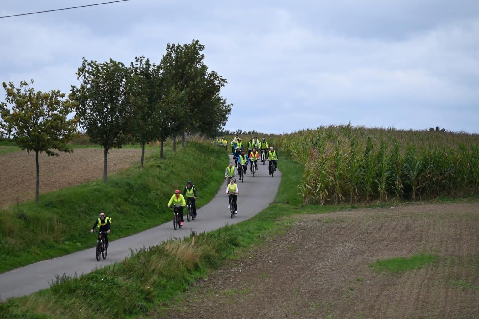 Zdjęcie w galerii na portalu naszraciborz.pl: Rajd rowerowy partnerskich gmin [FOTO i WIDEO] wiadomości z regionu