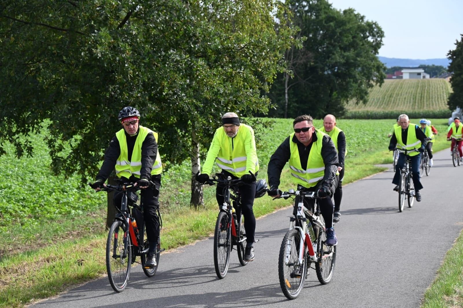 Zdjęcie w galerii na portalu naszraciborz.pl: Rajd rowerowy partnerskich gmin [FOTO i WIDEO] wiadomości z regionu
