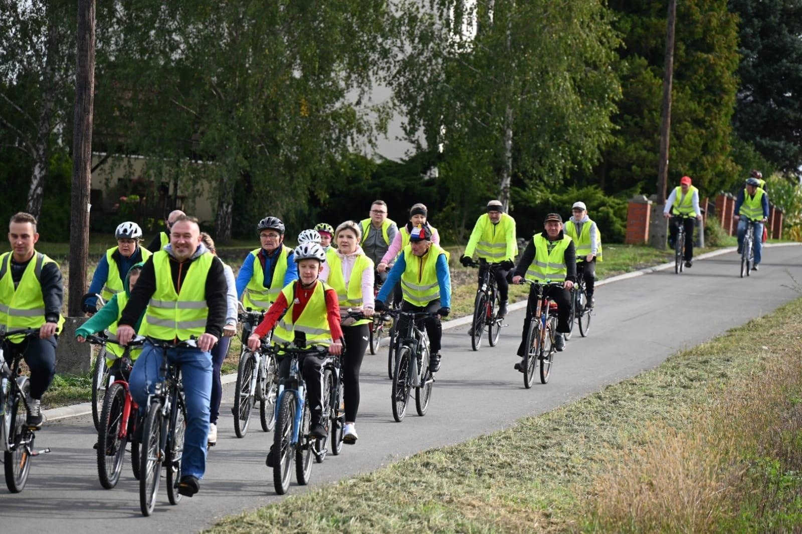Zdjęcie w galerii na portalu naszraciborz.pl: Rajd rowerowy partnerskich gmin [FOTO i WIDEO] wiadomości z regionu
