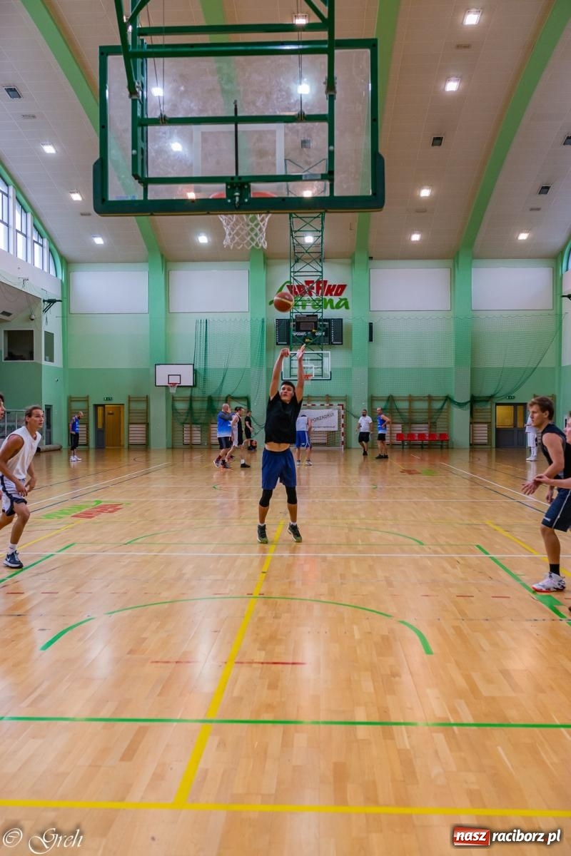 Zdjęcie w galerii na portalu naszraciborz.pl: Koszykarskie zawody im. Stanisława Borowika za nami [FOTO i WIDEO] wiadomości z regionu