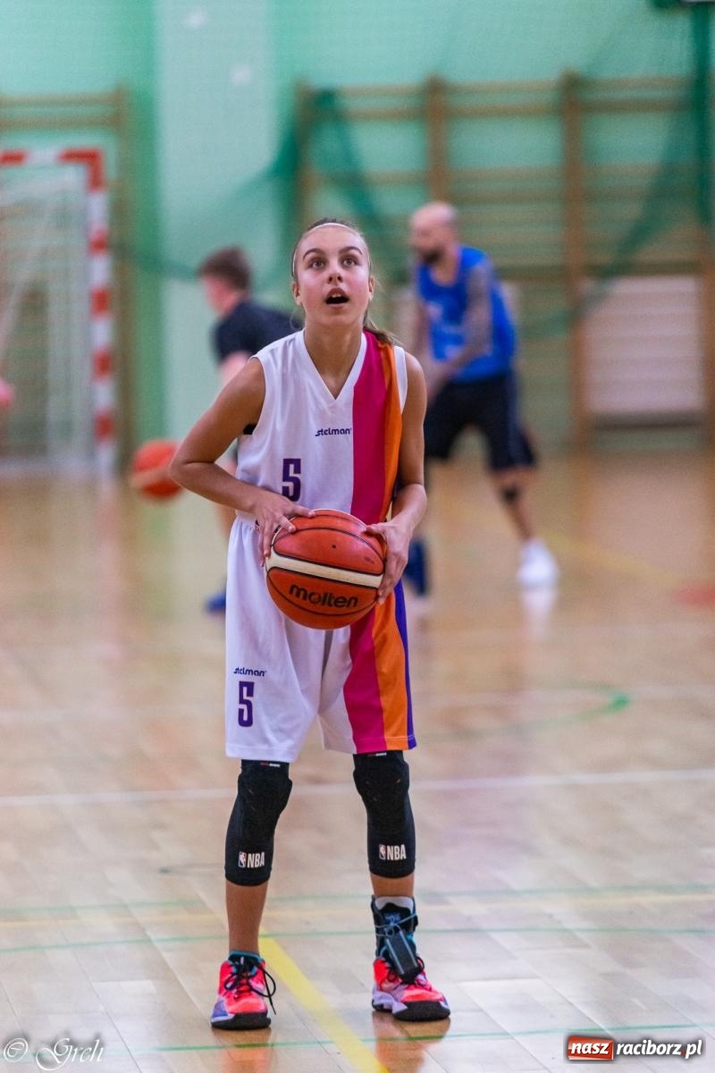 Zdjęcie w galerii na portalu naszraciborz.pl: Koszykarskie zawody im. Stanisława Borowika za nami [FOTO i WIDEO] wiadomości z regionu