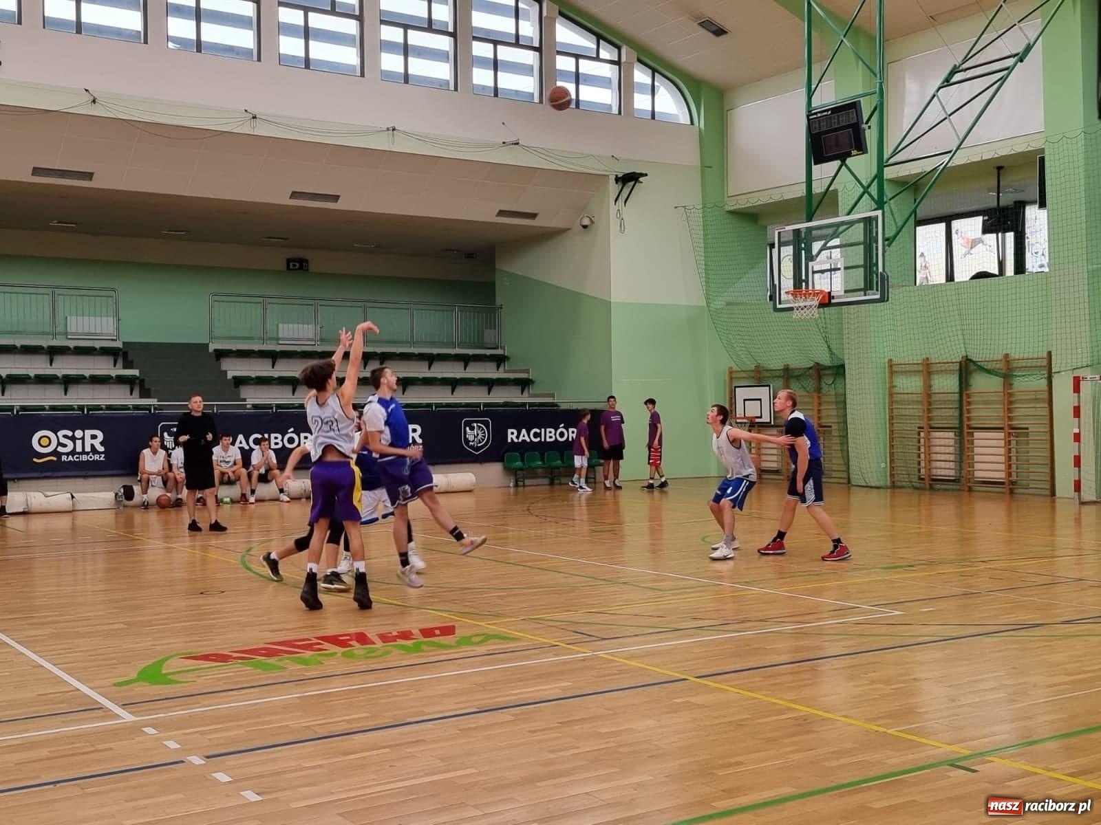 Zdjęcie w galerii na portalu naszraciborz.pl: Koszykarskie zawody im. Stanisława Borowika za nami [FOTO i WIDEO] wiadomości z regionu