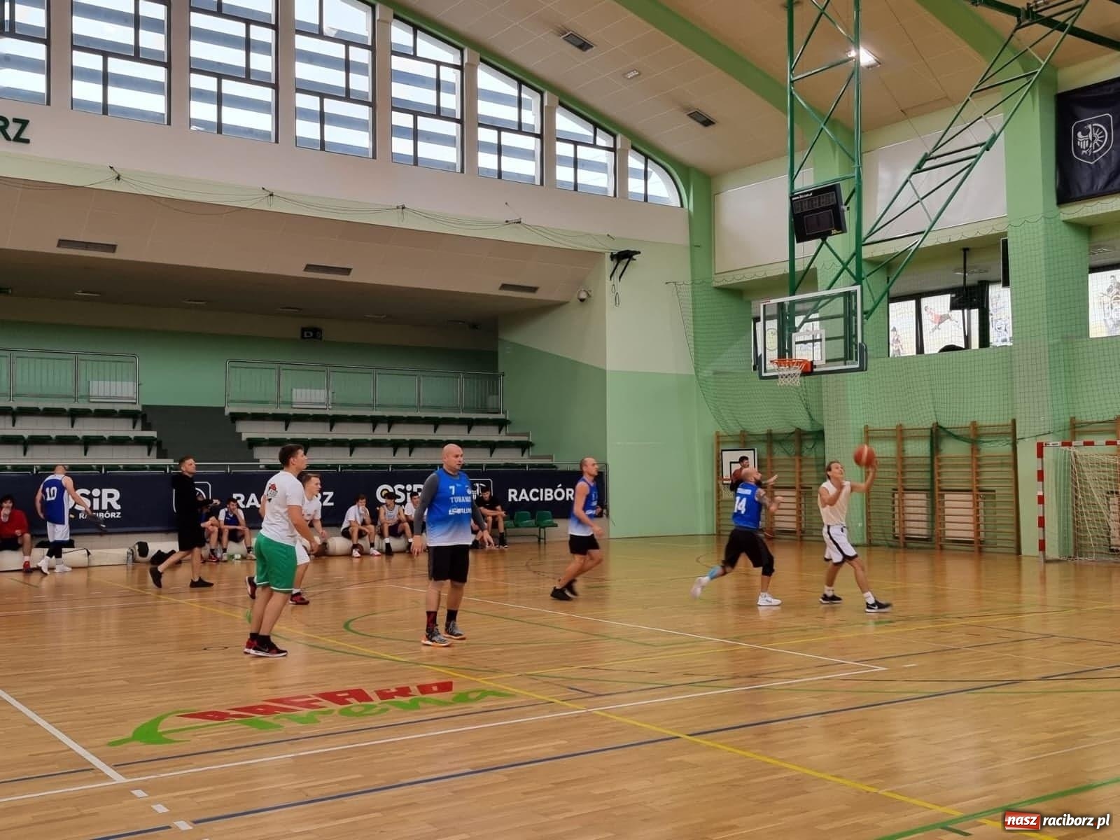 Zdjęcie w galerii na portalu naszraciborz.pl: Koszykarskie zawody im. Stanisława Borowika za nami [FOTO i WIDEO] wiadomości z regionu