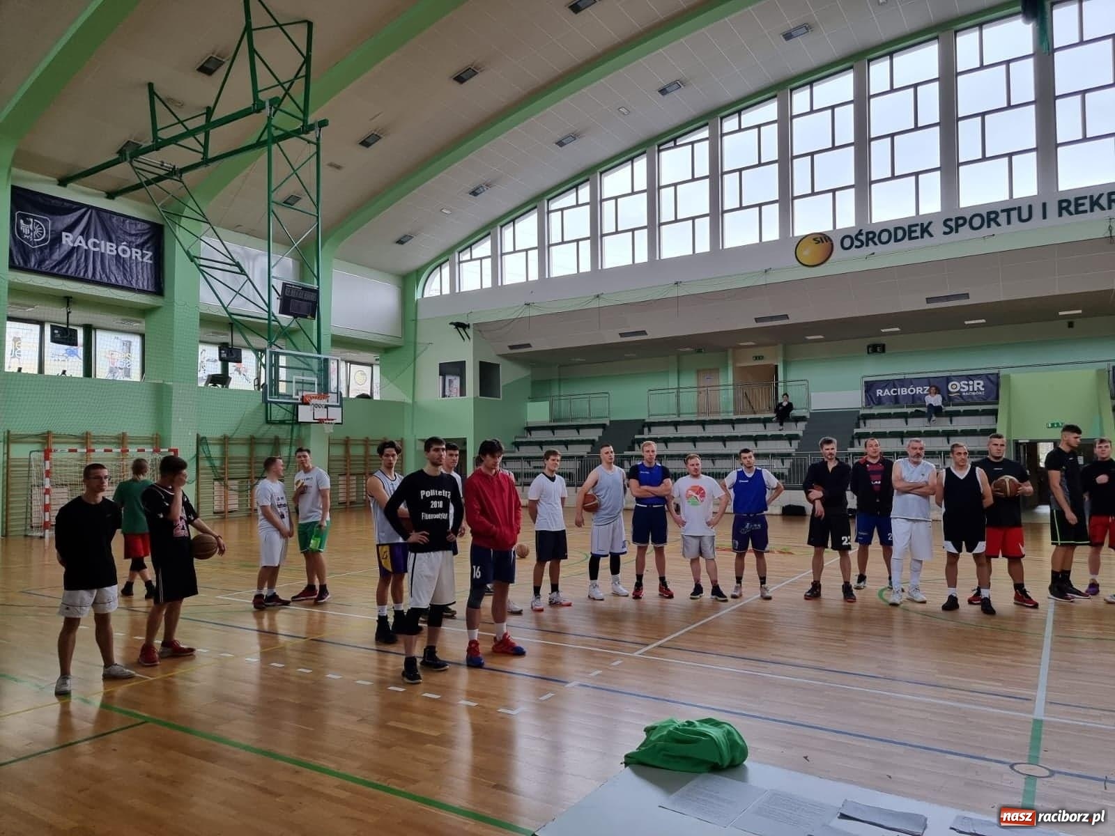 Zdjęcie w galerii na portalu naszraciborz.pl: Koszykarskie zawody im. Stanisława Borowika za nami [FOTO i WIDEO] wiadomości z regionu