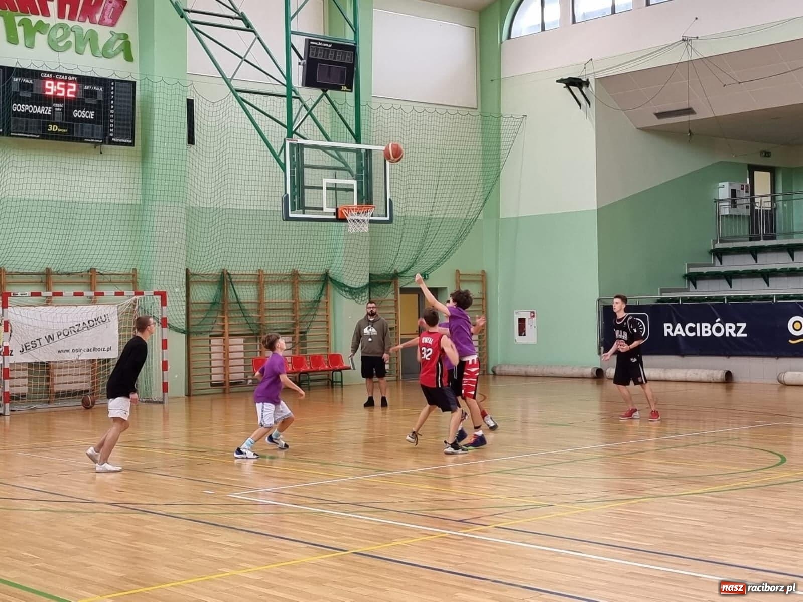 Zdjęcie w galerii na portalu naszraciborz.pl: Koszykarskie zawody im. Stanisława Borowika za nami [FOTO i WIDEO] wiadomości z regionu
