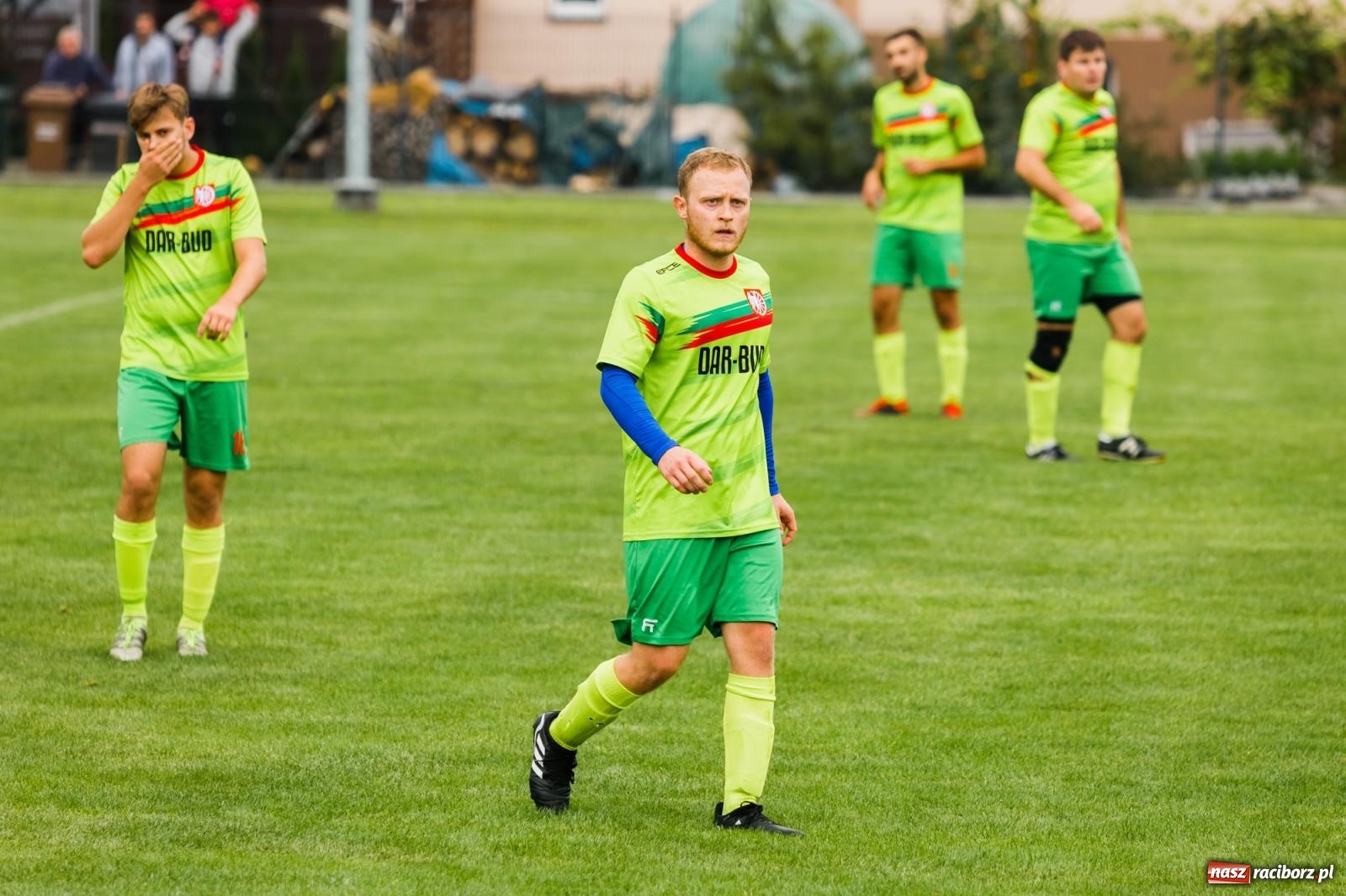 Zdjęcie w galerii na portalu naszraciborz.pl: Kolejarz z Chałupek rozjechał Studzienną [FOTO] wiadomości z regionu