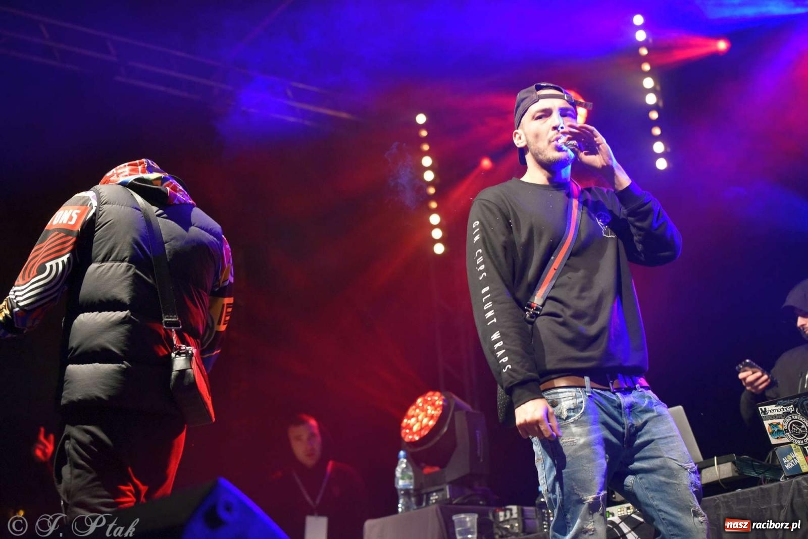 Zdjęcie w galerii na portalu naszraciborz.pl: Rapowy balet na plaży w Raciborzu. Gwiazdą Kabe [FOTO i WIDEO] wiadomości z regionu