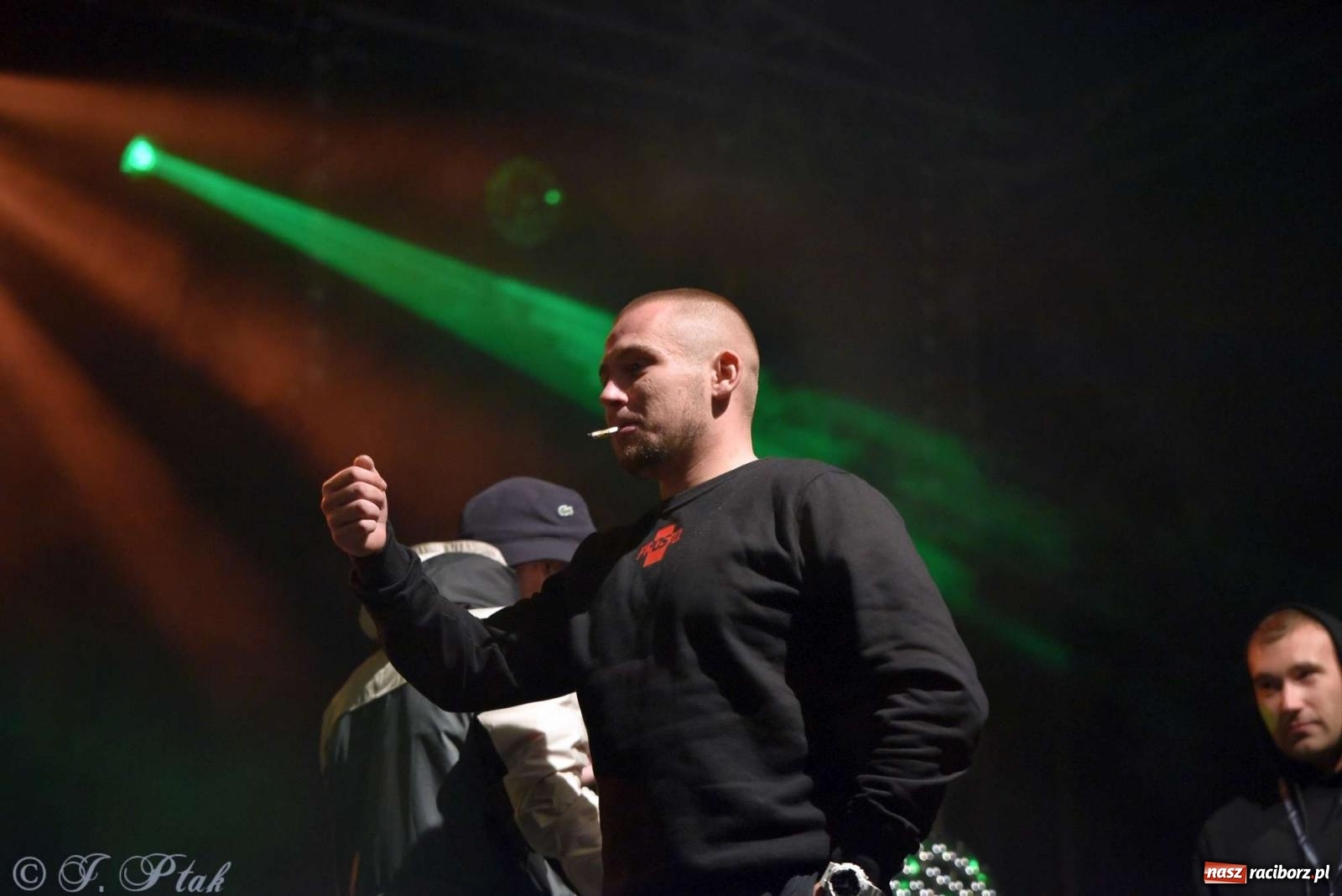 Zdjęcie w galerii na portalu naszraciborz.pl: Rapowy balet na plaży w Raciborzu. Gwiazdą Kabe [FOTO i WIDEO] wiadomości z regionu