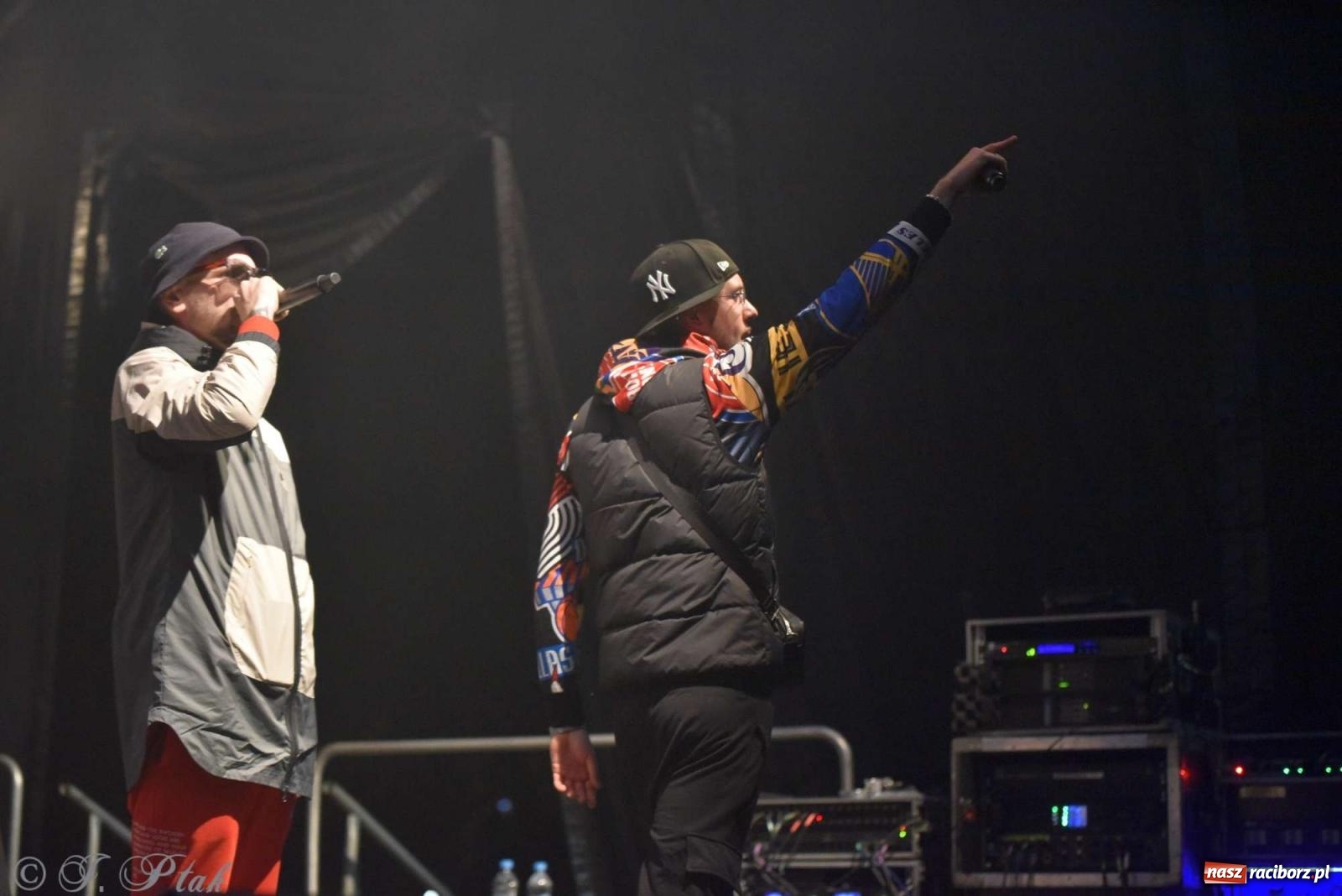 Zdjęcie w galerii na portalu naszraciborz.pl: Rapowy balet na plaży w Raciborzu. Gwiazdą Kabe [FOTO i WIDEO] wiadomości z regionu