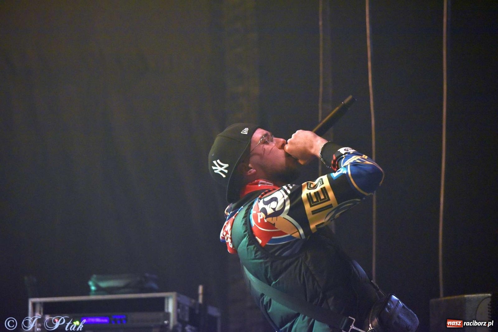 Zdjęcie w galerii na portalu naszraciborz.pl: Rapowy balet na plaży w Raciborzu. Gwiazdą Kabe [FOTO i WIDEO] wiadomości z regionu