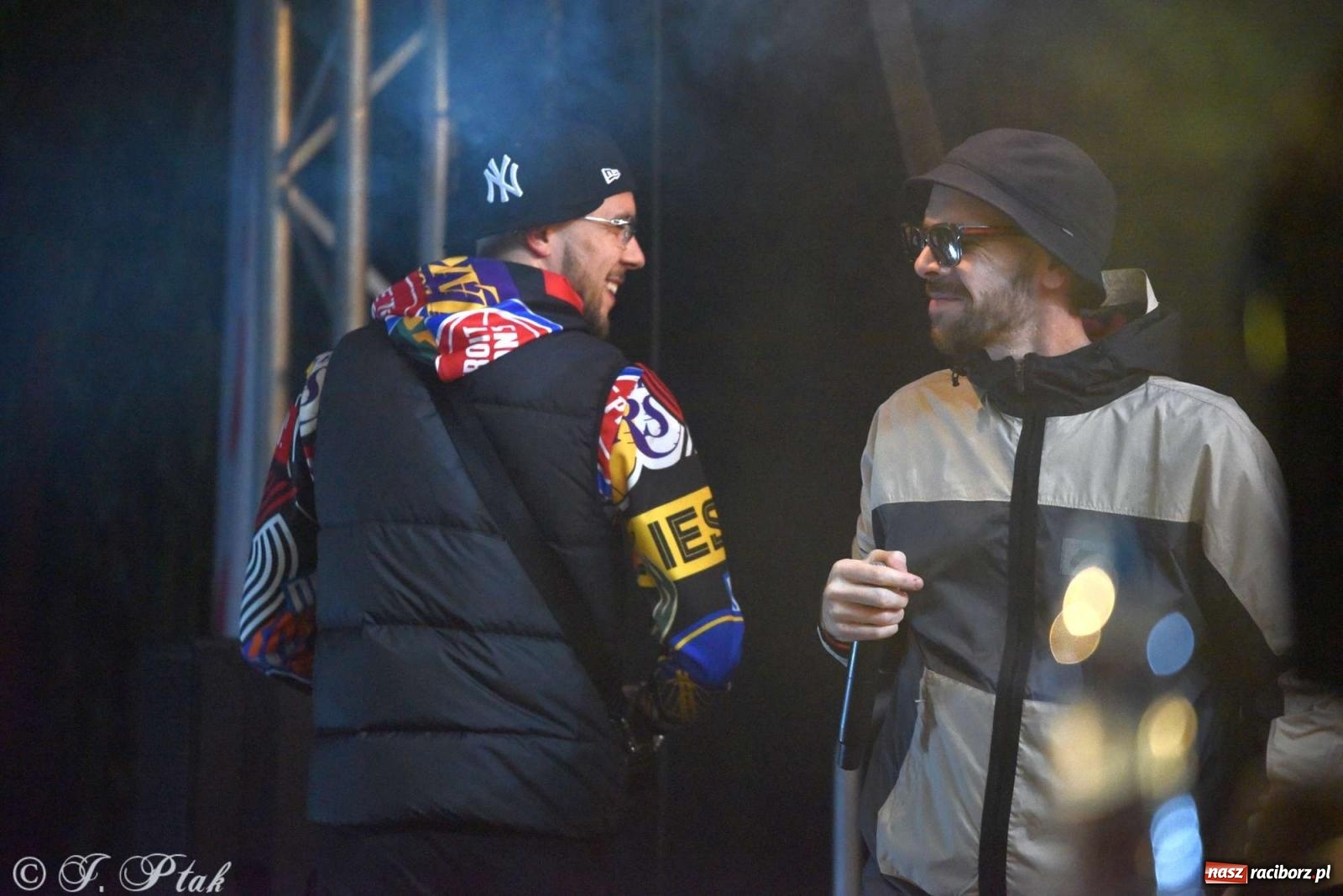 Zdjęcie w galerii na portalu naszraciborz.pl: Rapowy balet na plaży w Raciborzu. Gwiazdą Kabe [FOTO i WIDEO] wiadomości z regionu