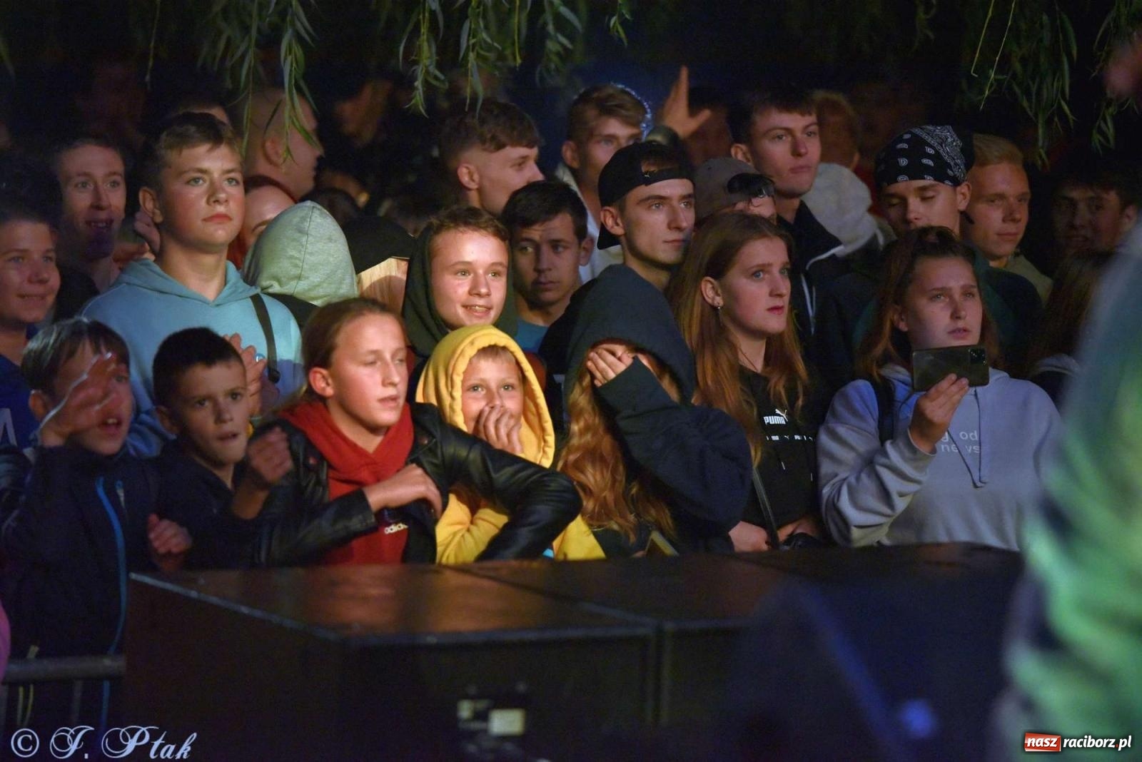 Zdjęcie w galerii na portalu naszraciborz.pl: Rapowy balet na plaży w Raciborzu. Gwiazdą Kabe [FOTO i WIDEO] wiadomości z regionu