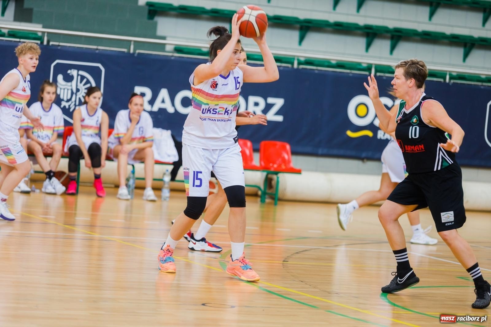 Zdjęcie w galerii na portalu naszraciborz.pl: Koszykarki RKK w walce o Puchar Rektora PWSZ [FOTO i WIDEO] wiadomości z regionu