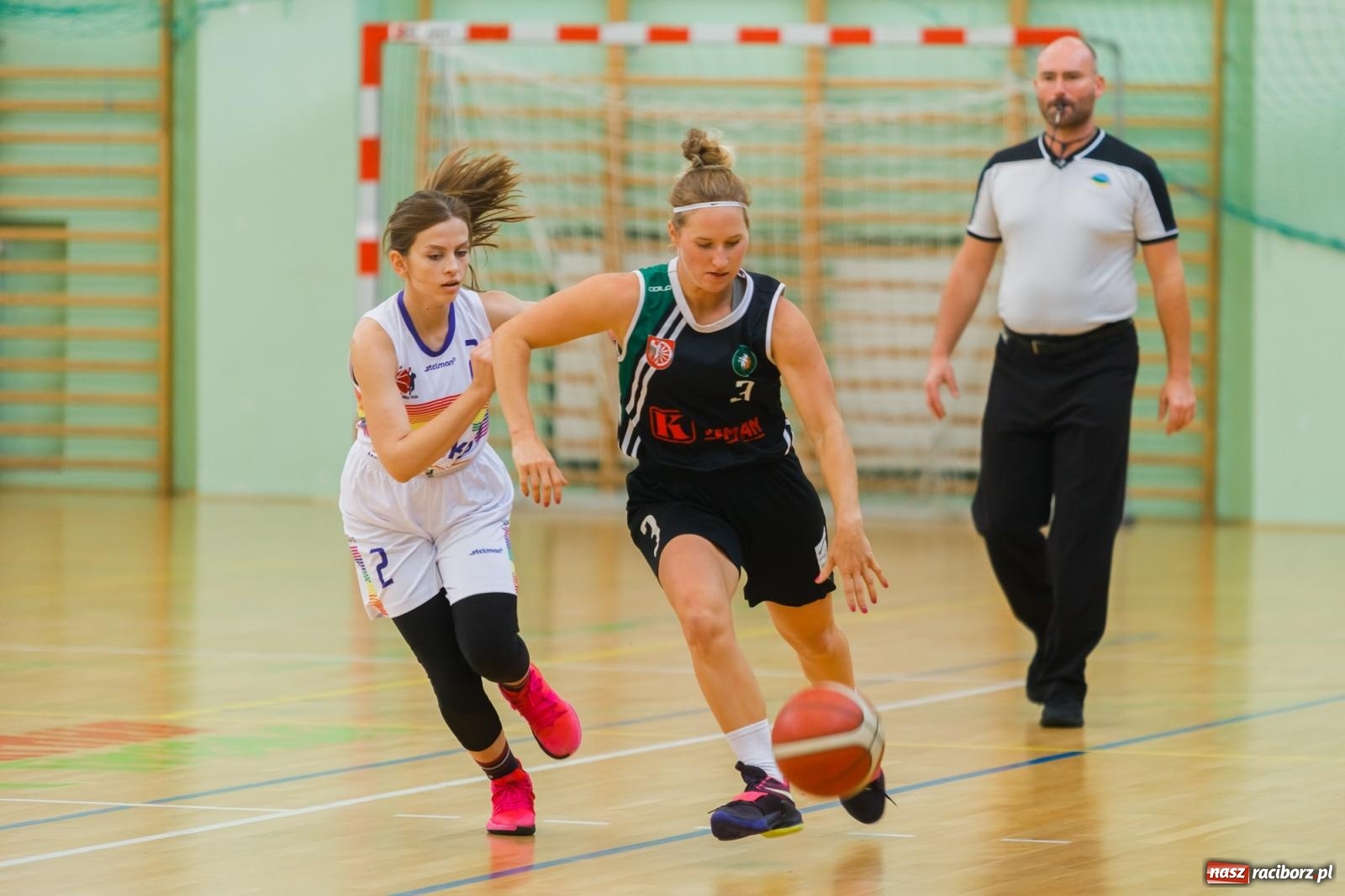 Zdjęcie w galerii na portalu naszraciborz.pl: Koszykarki RKK w walce o Puchar Rektora PWSZ [FOTO i WIDEO] wiadomości z regionu