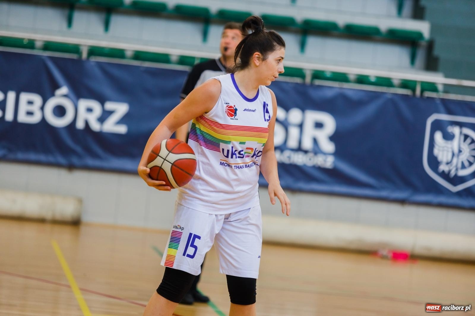 Zdjęcie w galerii na portalu naszraciborz.pl: Koszykarki RKK w walce o Puchar Rektora PWSZ [FOTO i WIDEO] wiadomości z regionu