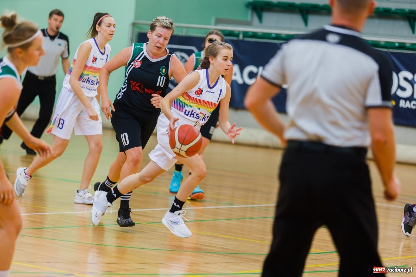 Zdjęcie w galerii na portalu naszraciborz.pl: Koszykarki RKK w walce o Puchar Rektora PWSZ [FOTO i WIDEO] wiadomości z regionu