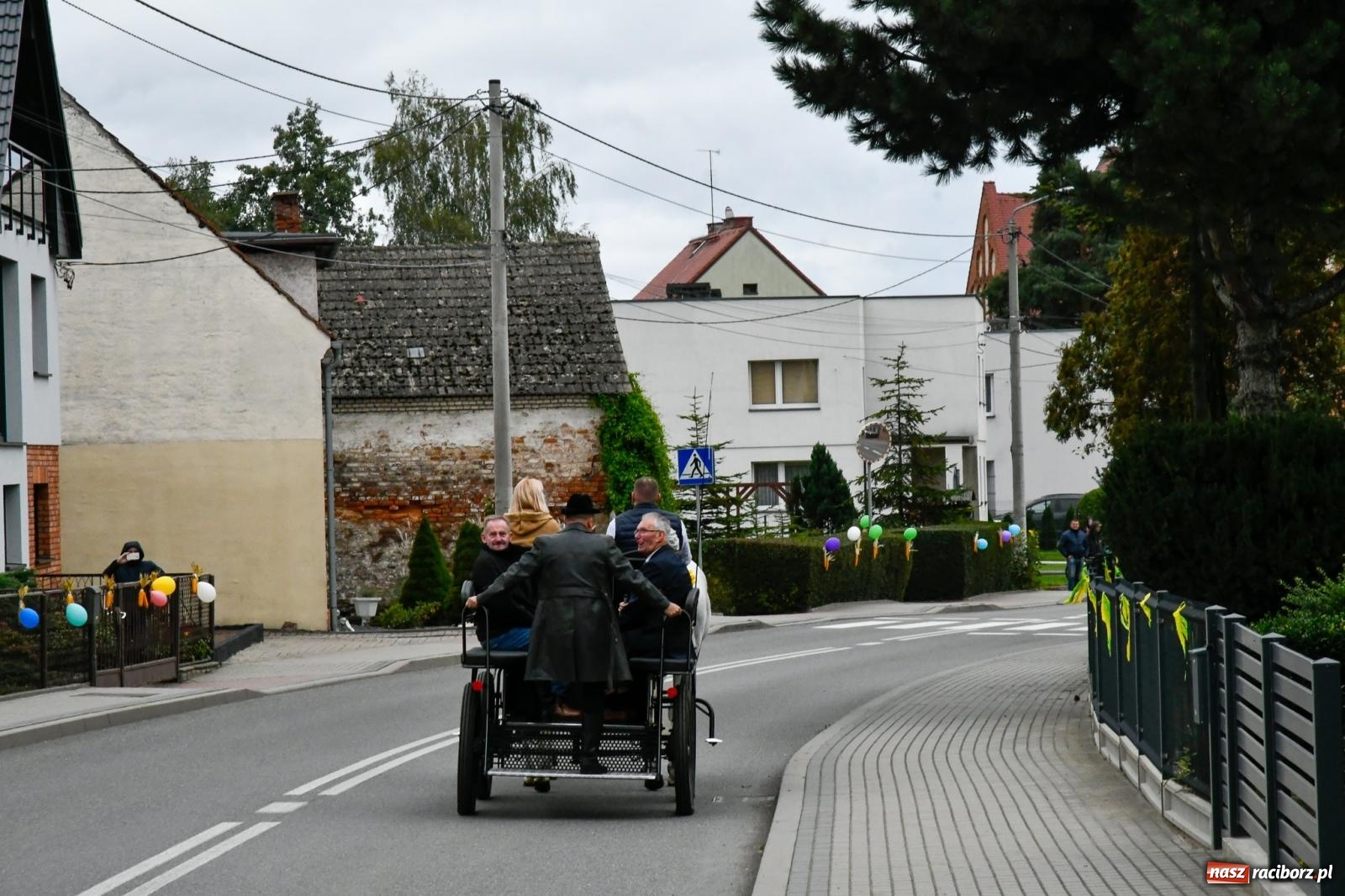 Zdjęcie w galerii na portalu naszraciborz.pl: Dożynki 2022. W Pawłowie korowód wyruszył z rancza [FOTO i WIDEO] wiadomości z regionu