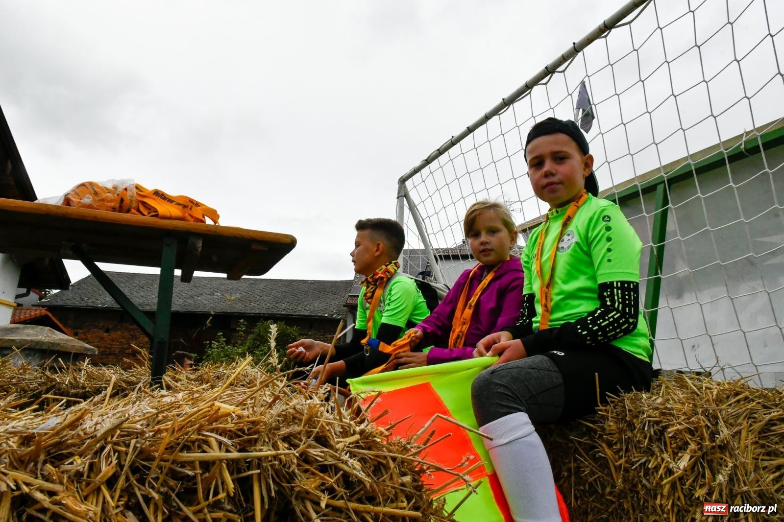 Zdjęcie w galerii na portalu naszraciborz.pl: Dożynki 2022. W Pietraszynie ton nadawali sportowcy, strażacy i rolnicy [FOTO i WIDEO] wiadomości z regionu
