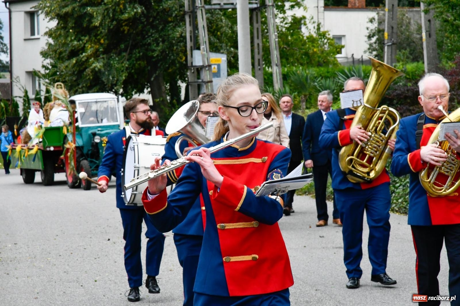 Zdjęcie w galerii na portalu naszraciborz.pl: Dożynki 2022. W Pietraszynie ton nadawali sportowcy, strażacy i rolnicy [FOTO i WIDEO] wiadomości z regionu