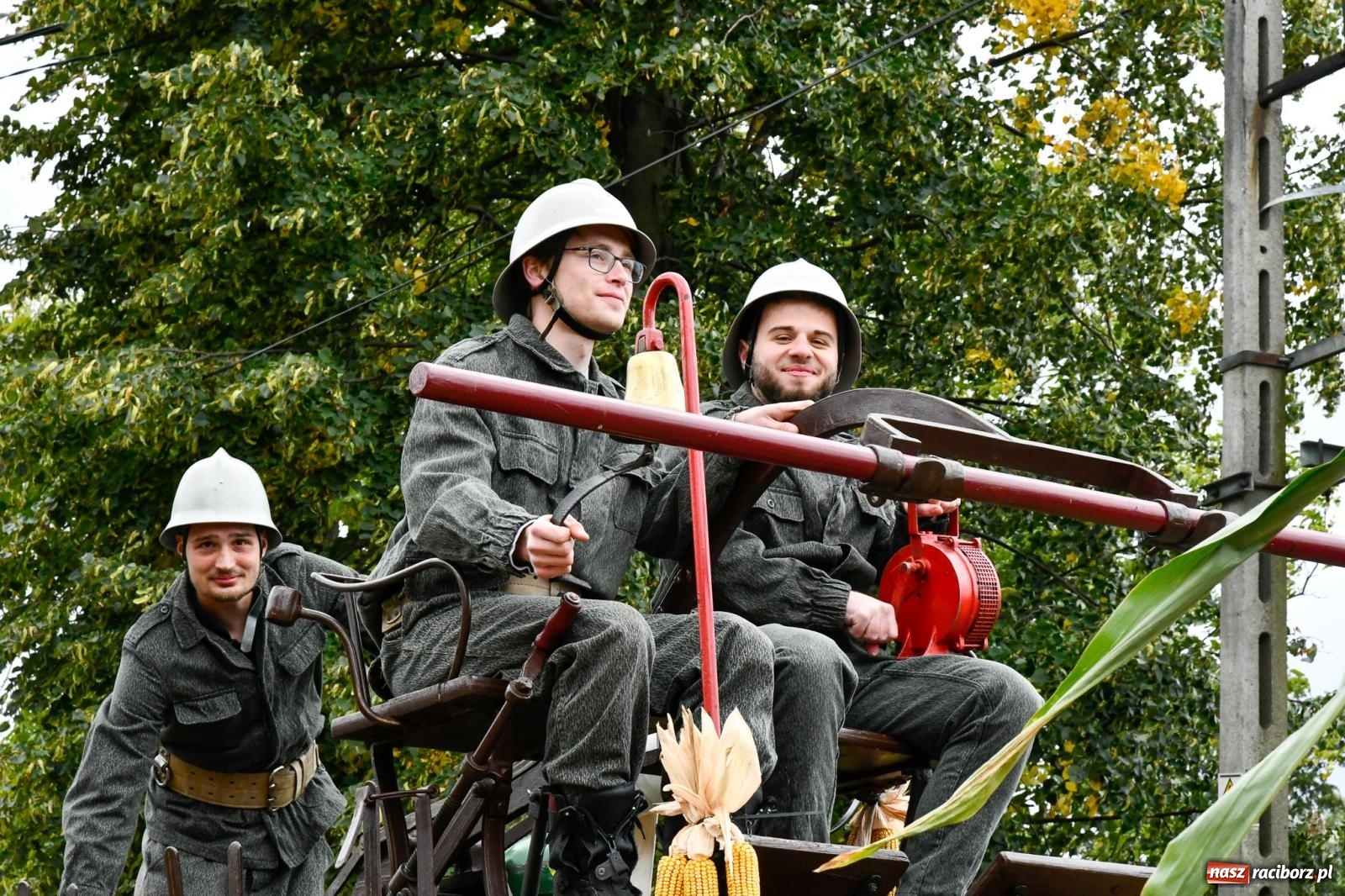 Zdjęcie w galerii na portalu naszraciborz.pl: Dożynki 2022. W Pietraszynie ton nadawali sportowcy, strażacy i rolnicy [FOTO i WIDEO] wiadomości z regionu