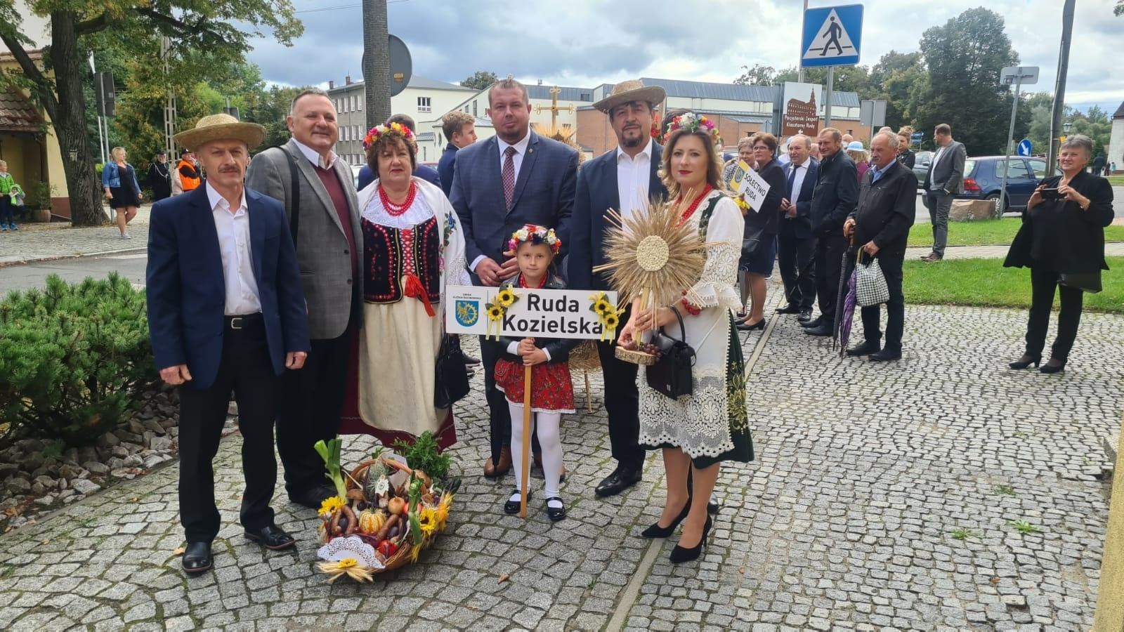 Zdjęcie w galerii na portalu naszraciborz.pl: Dożynki 2022. Diecezja i gmina Kuźnia Raciborska świętują w Rudach [FOTO i WIDEO] wiadomości z regionu