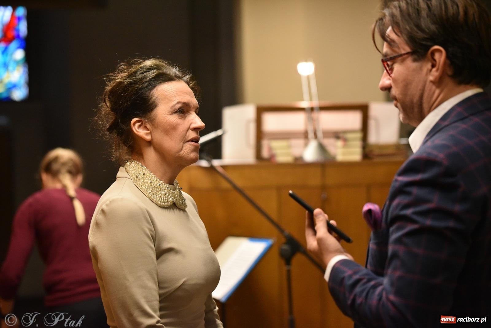 Zdjęcie w galerii na portalu naszraciborz.pl: Życie jesteś chwilą. Ewa Uryga w Raciborzu [FOTO i WIDEO] wiadomości z regionu