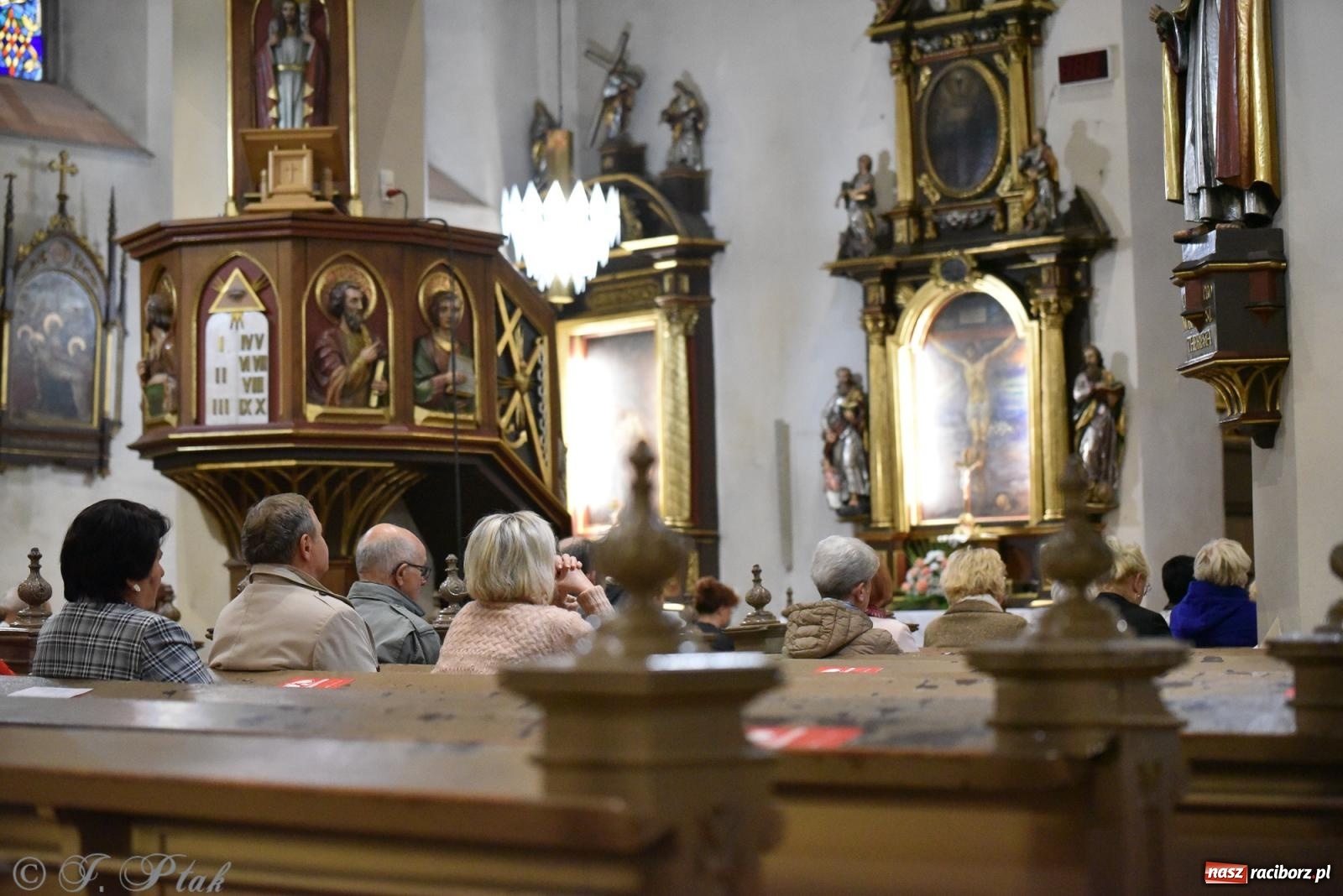 Zdjęcie w galerii na portalu naszraciborz.pl: Życie jesteś chwilą. Ewa Uryga w Raciborzu [FOTO i WIDEO] wiadomości z regionu