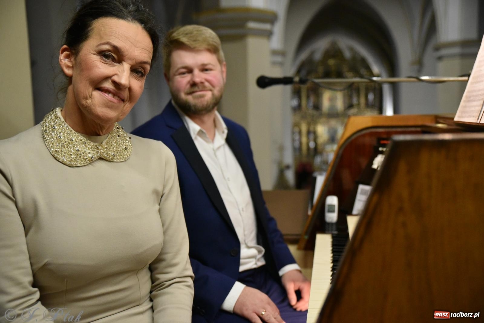 Zdjęcie w galerii na portalu naszraciborz.pl: Życie jesteś chwilą. Ewa Uryga w Raciborzu [FOTO i WIDEO] wiadomości z regionu