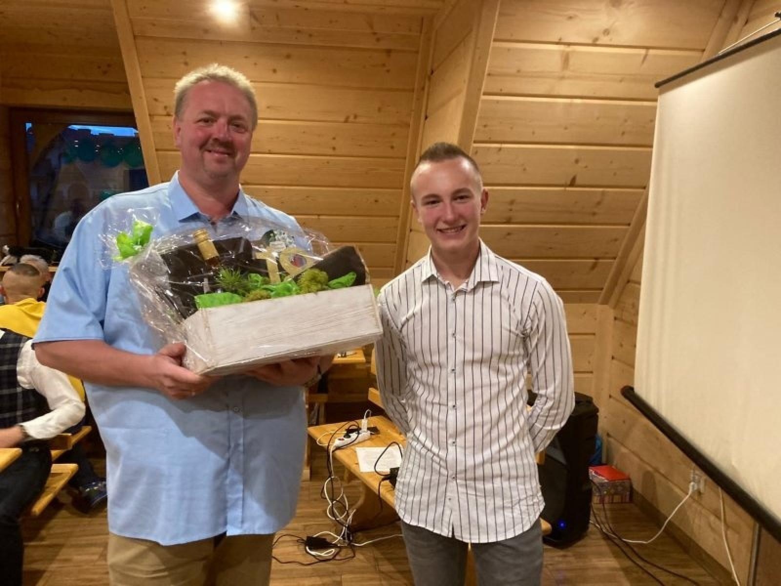 Zdjęcie w galerii na portalu naszraciborz.pl: 100 lat dla raciborzanina odśpiewane nad Morskim Okiem wiadomości z regionu