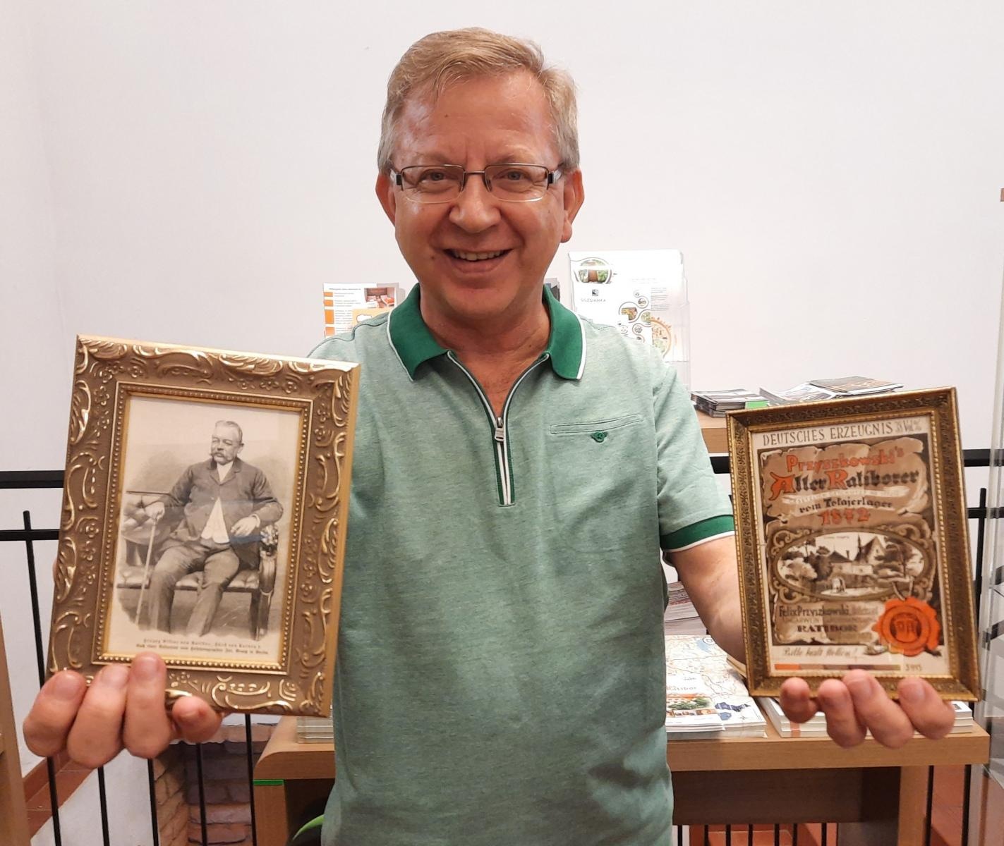 Zdjęcie w galerii na portalu naszraciborz.pl: Podarunek z Niemiec wzbogacił zamkową kolekcję książęcych pamiątek wiadomości z regionu