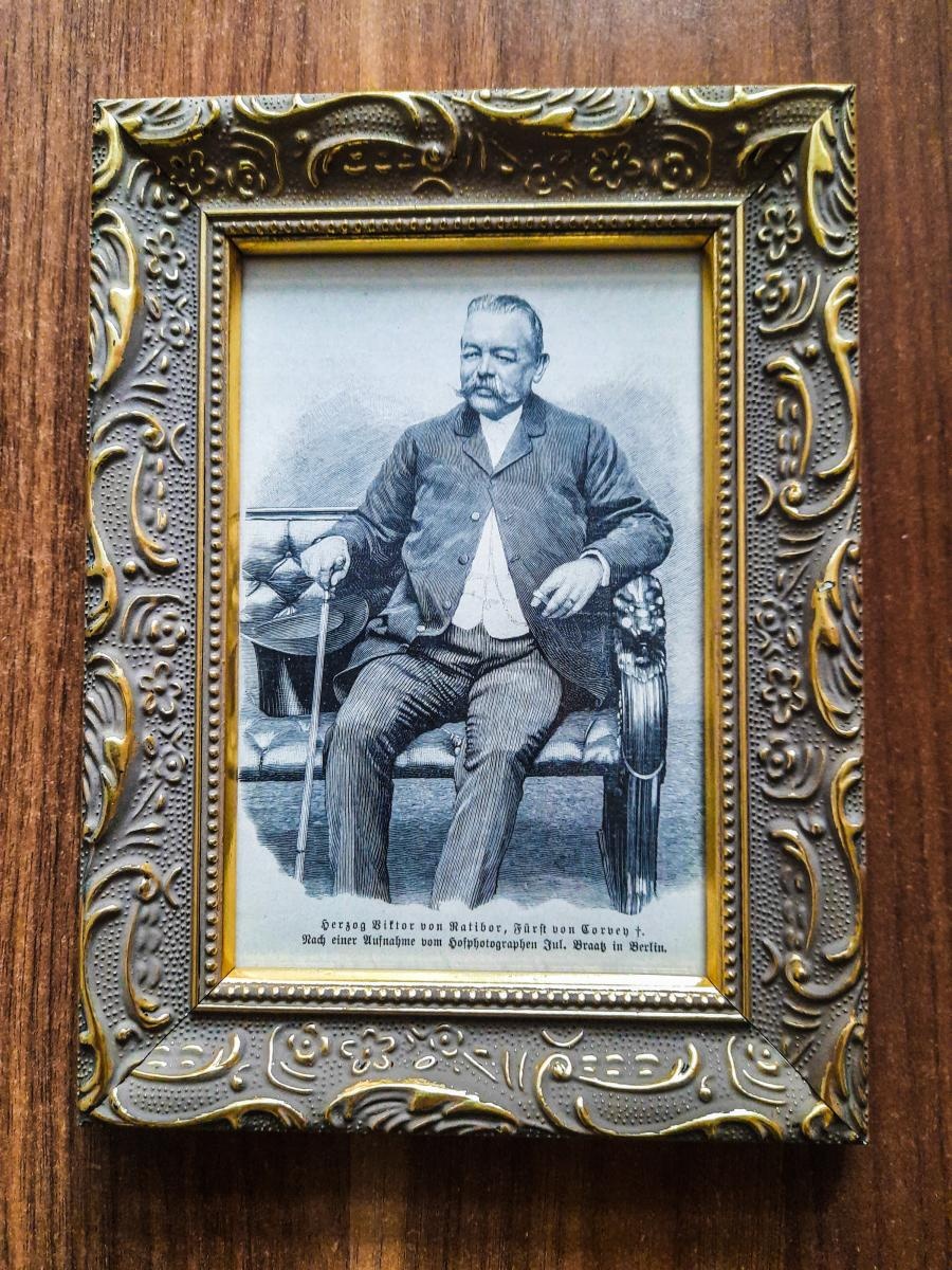 Zdjęcie w galerii na portalu naszraciborz.pl: Podarunek z Niemiec wzbogacił zamkową kolekcję książęcych pamiątek wiadomości z regionu