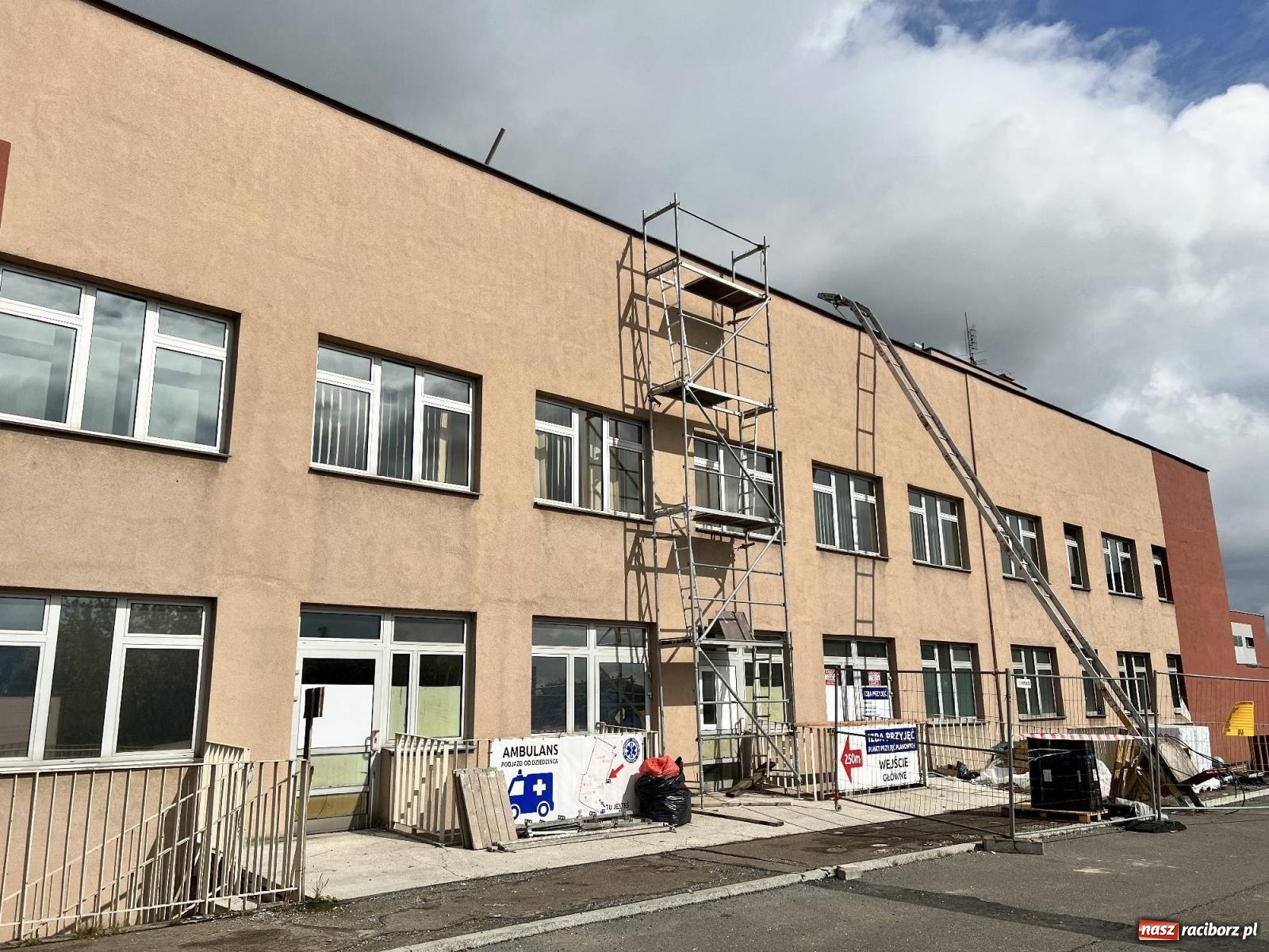 Zdjęcie w galerii na portalu naszraciborz.pl: Izba przyjęć przy Gamowskiej przekształca się w SOR [FOTO i WIDEO] wiadomości z regionu